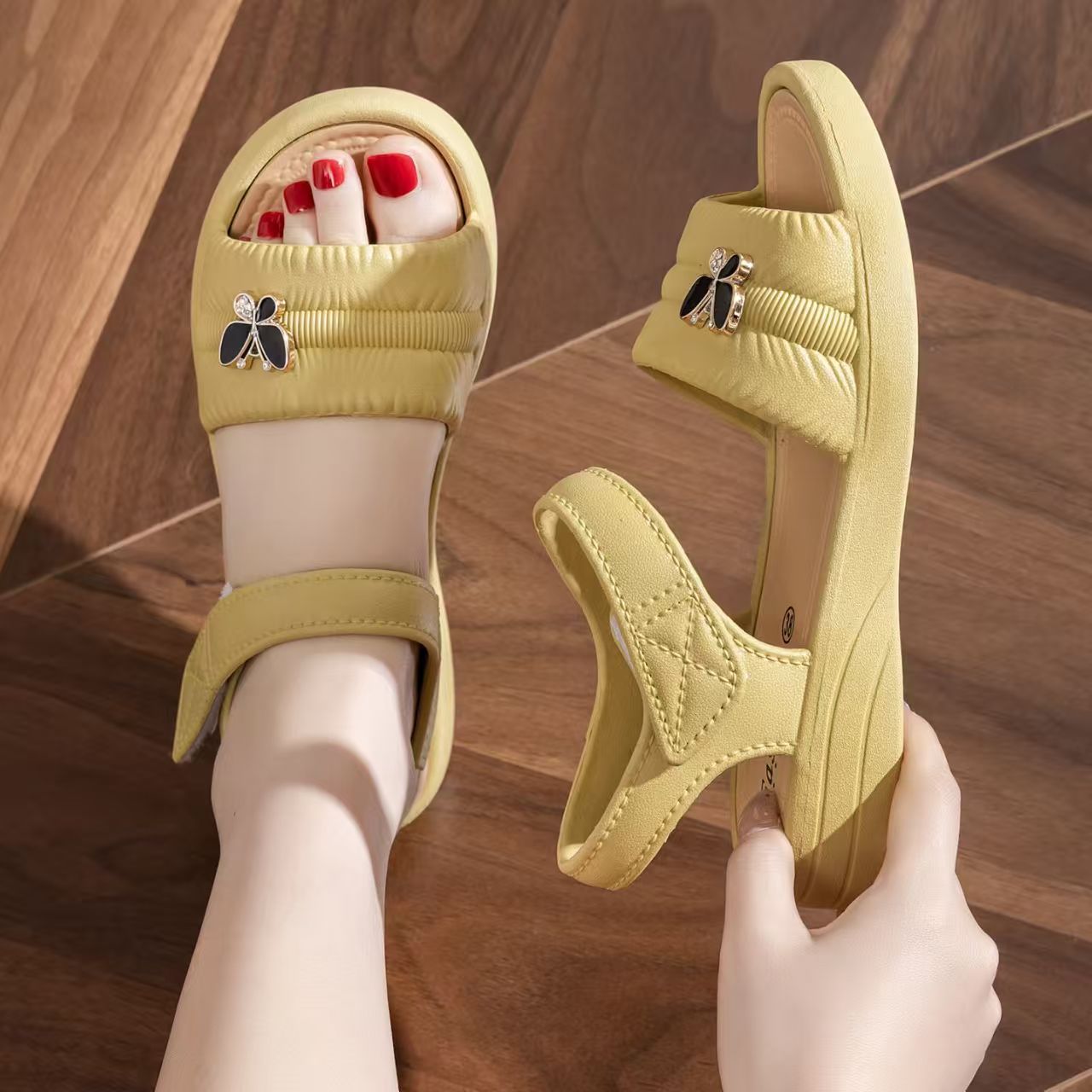 Women's One Word Flat Sole Bea - Velcro Strap Sandal ulasan dan harga